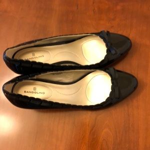 Bandalino- Black patent leather heels